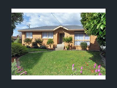 23 Glencairn Crescent, Broadmeadows