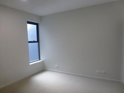 405/11 Commercial Road, Caroline Springs
