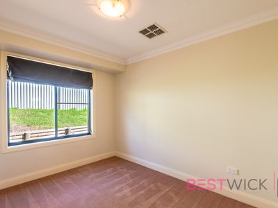 19 Hurley Close, Llanarth