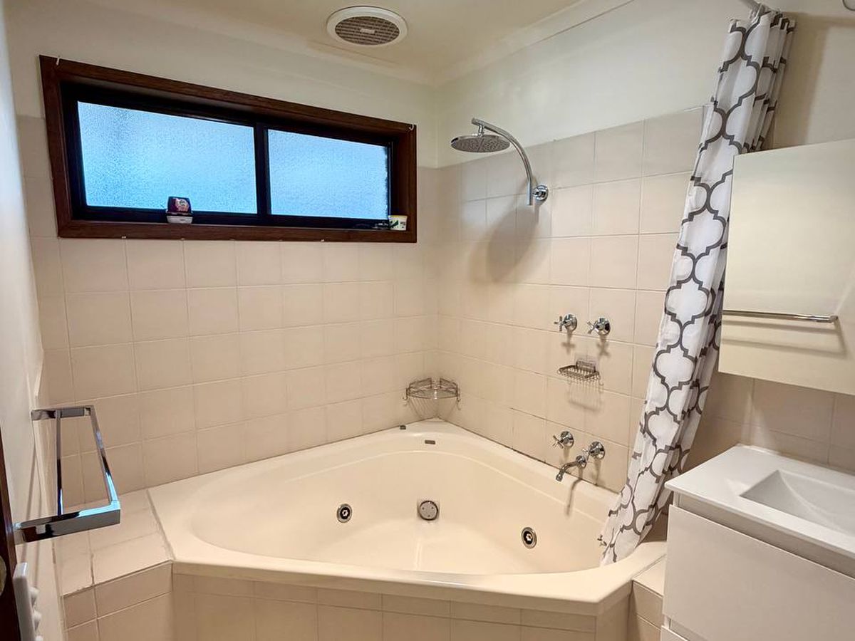 143 Waller Street, Benalla