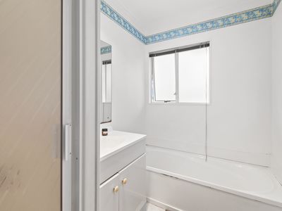 35 Rifleman Rise, Unsworth Heights