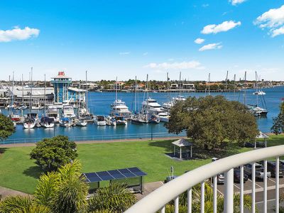 32 / 42-56 River Esplanade, Mooloolaba