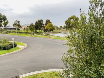 16 / 83 Inverell Parkway, Tarneit