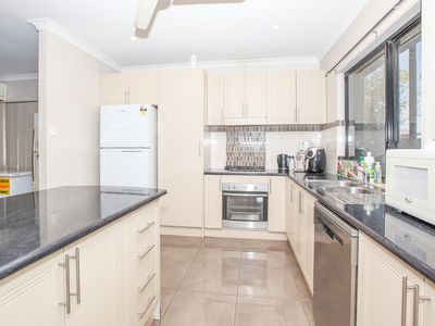 16B Somerset Crescent, South Hedland