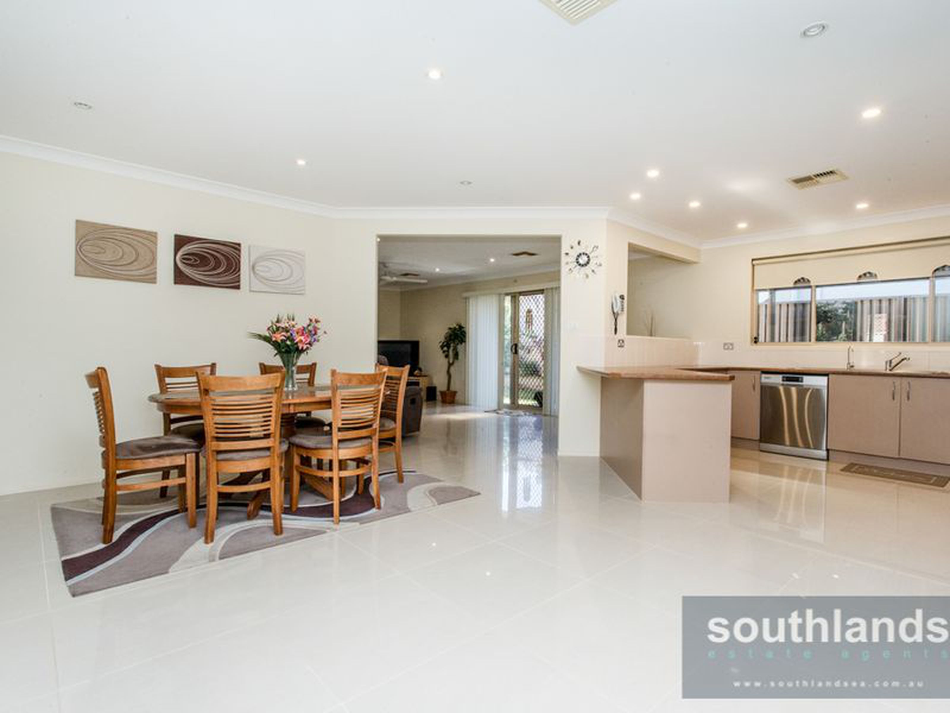 23 Heaton Ave, CLAREMONT MEADOWS