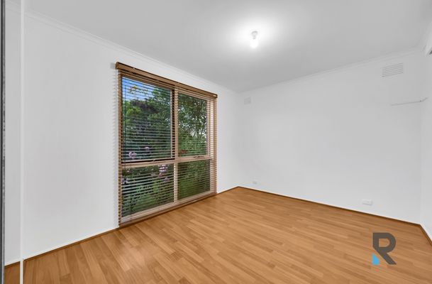 1 / 17 Shandeen Court, Meadow Heights