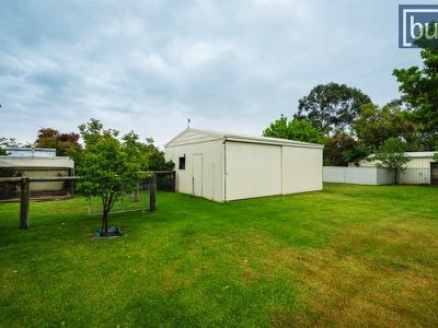 128 Hawdon Ct, Howlong