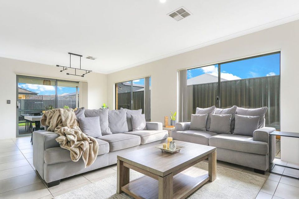 7 Coliban Approach , Baldivis