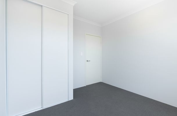 16 Tarot Grove, Baldivis