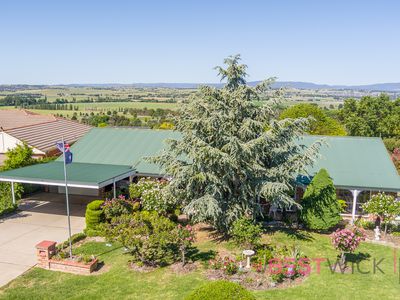 15 Beavis Place, Llanarth