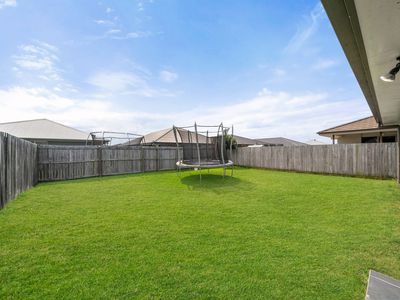 9 Hampton Street, Burpengary East