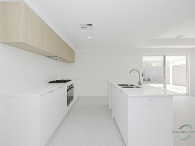 55 Torrenova Way, Sinagra