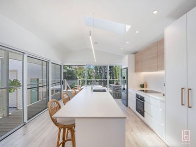 8 Nicholson Crescent, Toukley