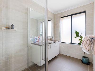 2 Neroli Link, Atwell