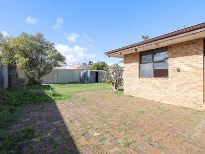 8 Manildra Drive, Dudley Park