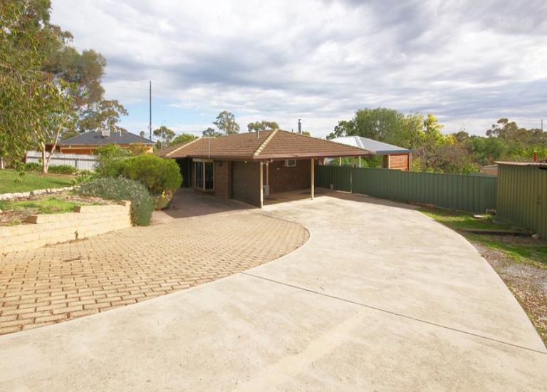 1 Bowen Road, Tea Tree Gully