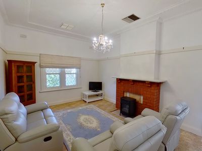 2 Dulhunty Ave, Dubbo