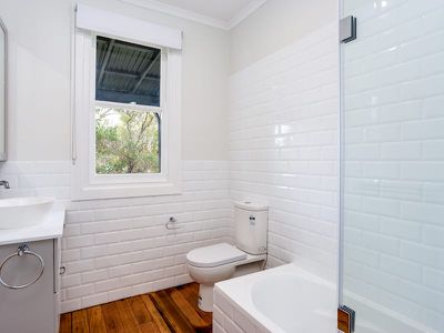 106 Weeroona Street, Rye