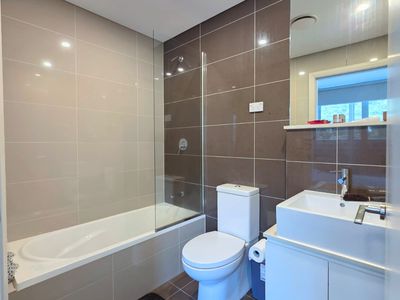 14 / 54 Blackwall Point Road, Chiswick