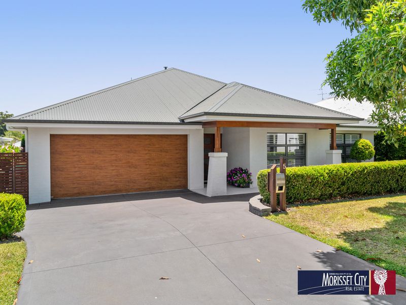 5 Celestial Drive, Morisset Park