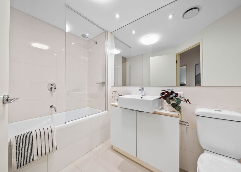 8 / 2-4 William Street, Murrumbeena