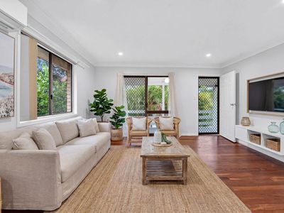 1 Millocker Ct, Bellbird Park