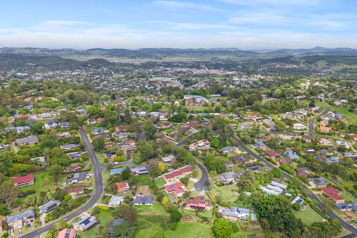 1 / 5 Jansan Close , Lismore Heights