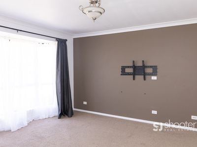 10 Tulloch Place, Dubbo