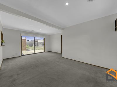 15 Ashleigh Court, Kealba