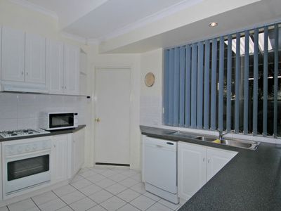 27 Bates Drive, Boulder