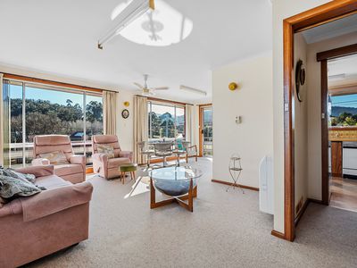 1 Charles Street, Cygnet