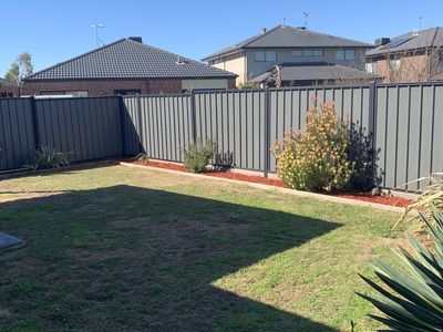 8 Pound Street, Craigieburn