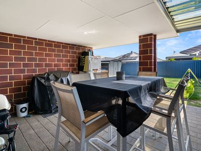 73 Pleasantview Parade, Baldivis