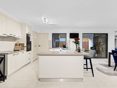 15 Luigina Close, Wakerley