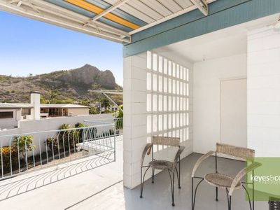 8 / 2 Victoria Street, Townsville City