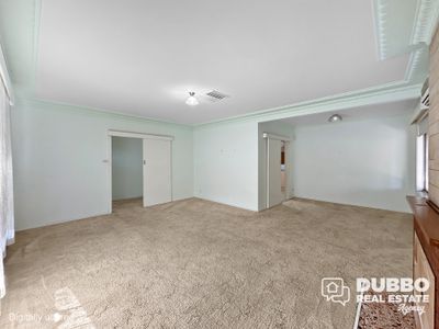 42 Leonard Street, Dubbo
