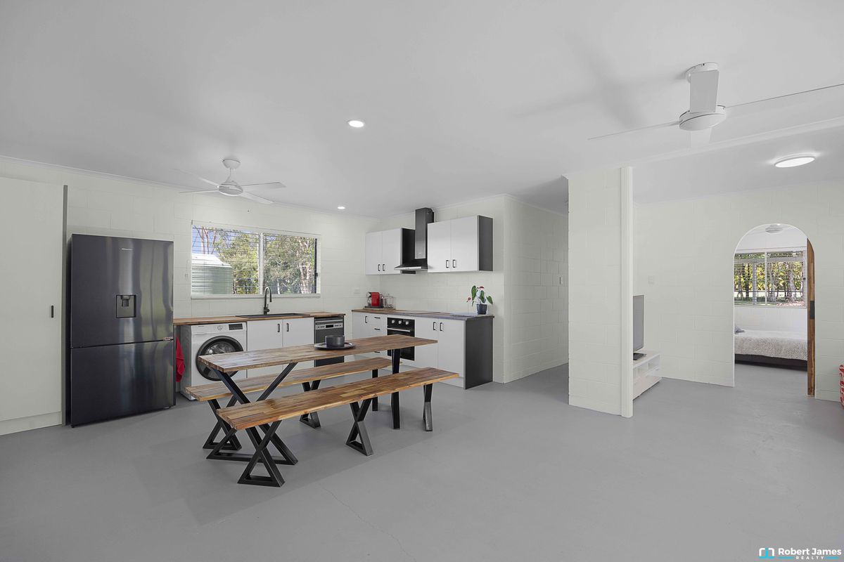 26 Amaroo Place, Cooroibah