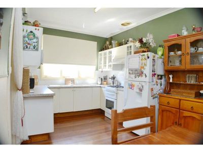 18 Stretton Way, Kenwick