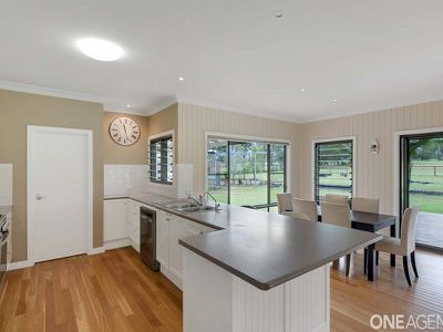 12 Oakes Drive, Burrum Heads