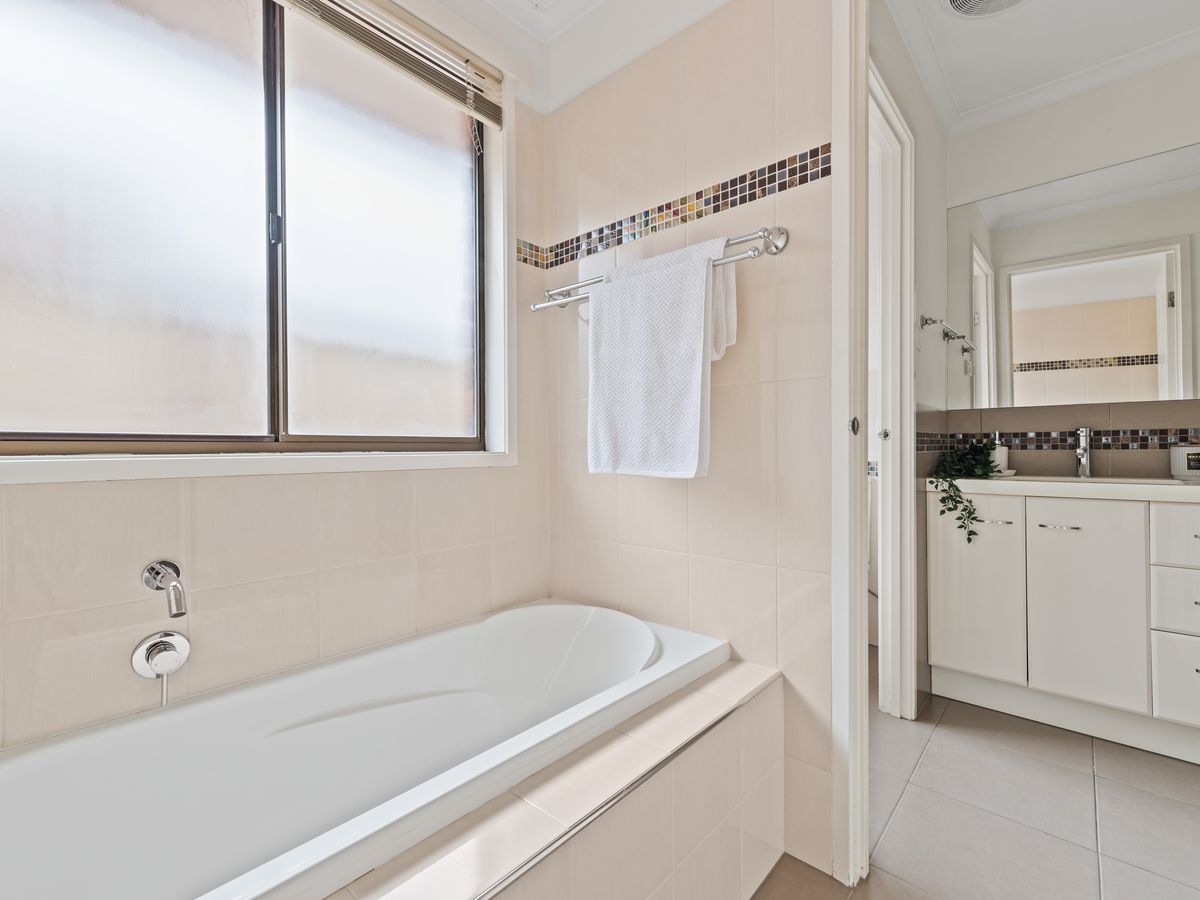 1 / 12 Prospect Hill Crescent, Dandenong North