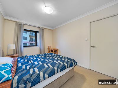 102 / 126 Mounts Bay Road, Perth