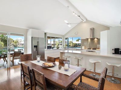 1 Shorehaven Drive, Noosa Waters