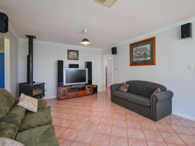 42 Azamor Drive, Boulder