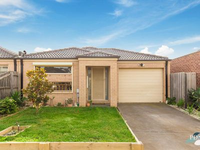 2 / 16 Officer Court, Werribee