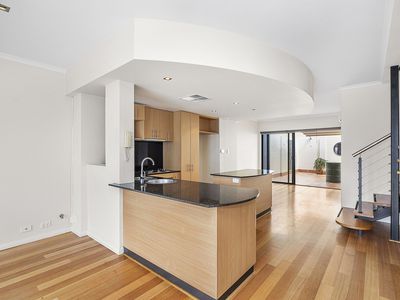 6 Boans Lane, East Perth