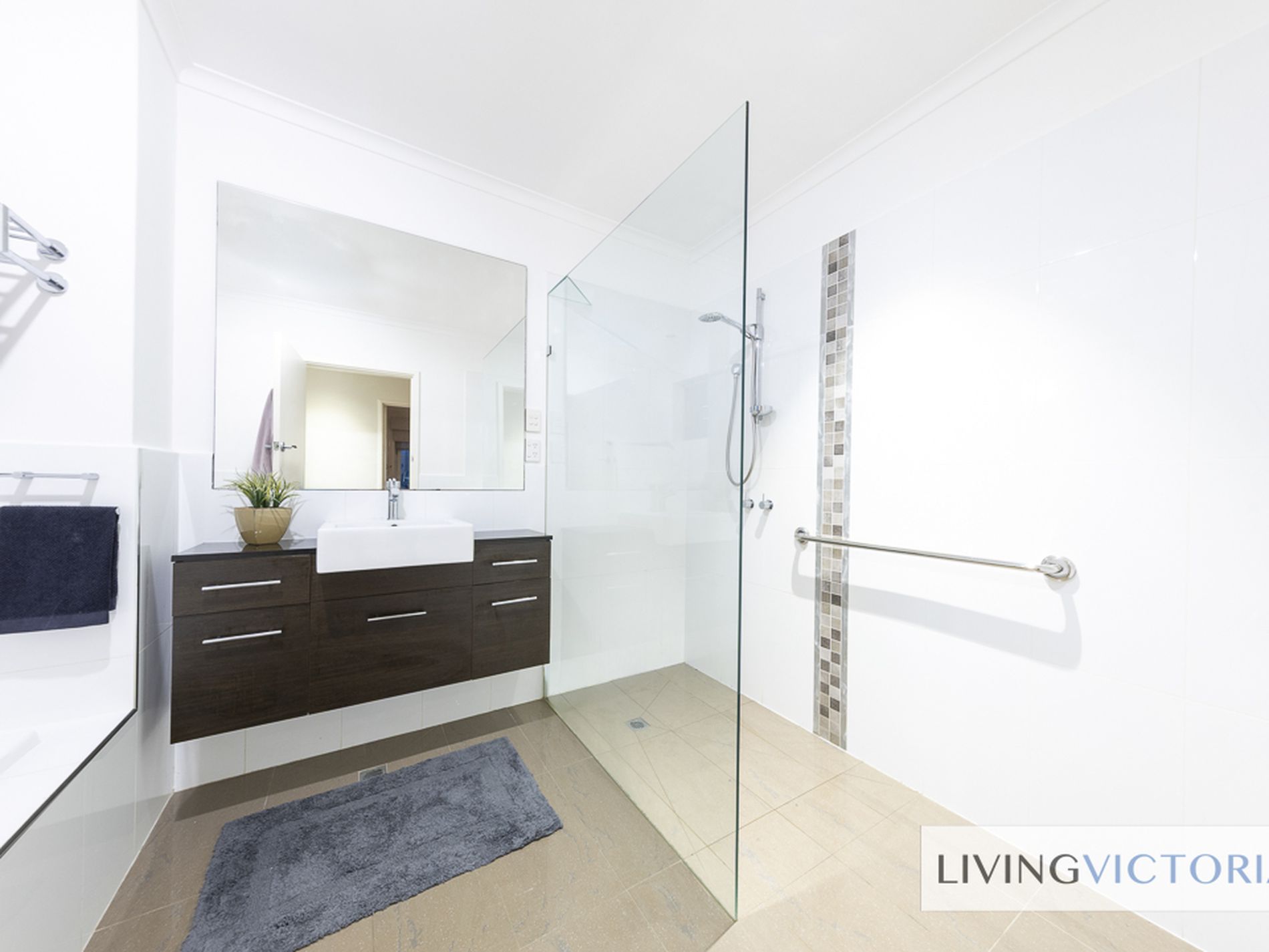 9 Terang Avenue, Burwood East