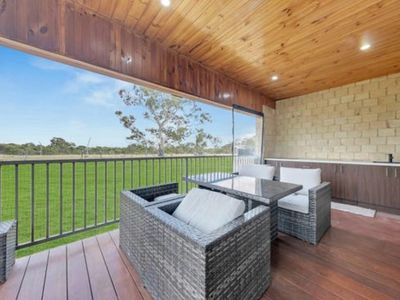 85 Lakeview Drive, Mickleham