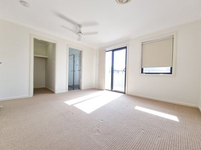 21 / 1 Michel Place, Telina