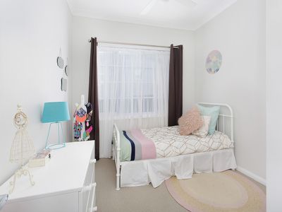 98 Parkes Street, Oak Flats
