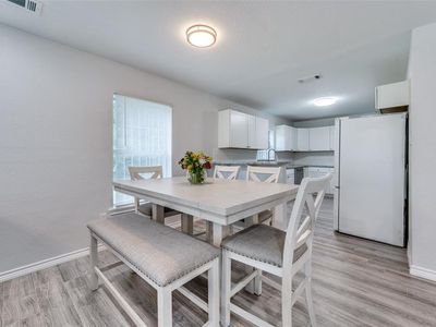 2414 East Kiest Boulevard, Dallas, TX, International